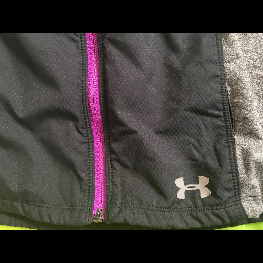 Under Armour Jacket - Picture 4 of 7